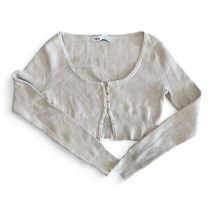 Zara Women's Teen Beige Ribbed Button Scoop Neck Long Sleeve Top